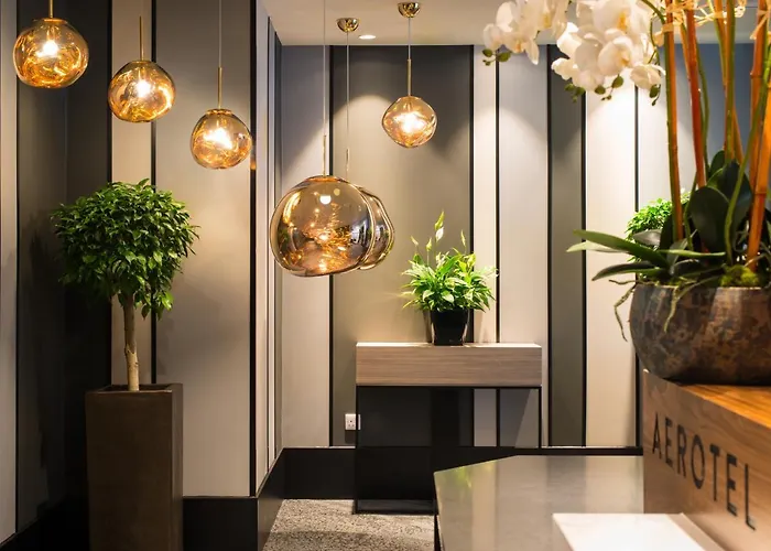 Aerotel London Heathrow Airport, Terminal 2 & Terminal 3Airport Hotel